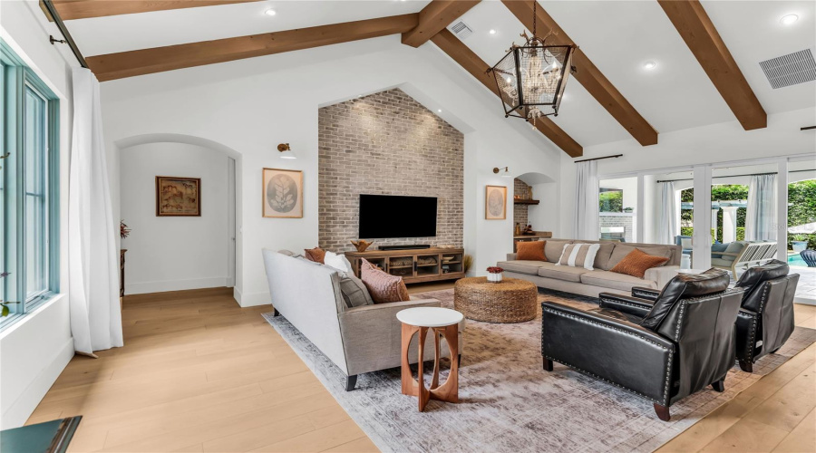 Winter Park, Florida 32789, 5 Bedroom Bedrooms, ,4 Bathroombathrooms,Residential,For Sale,Oakhurst,0,Mfro6436291