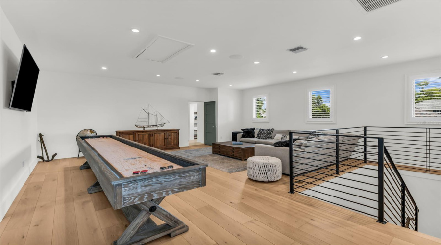 Winter Park, Florida 32789, 5 Bedroom Bedrooms, ,4 Bathroombathrooms,Residential,For Sale,Oakhurst,0,Mfro6436291