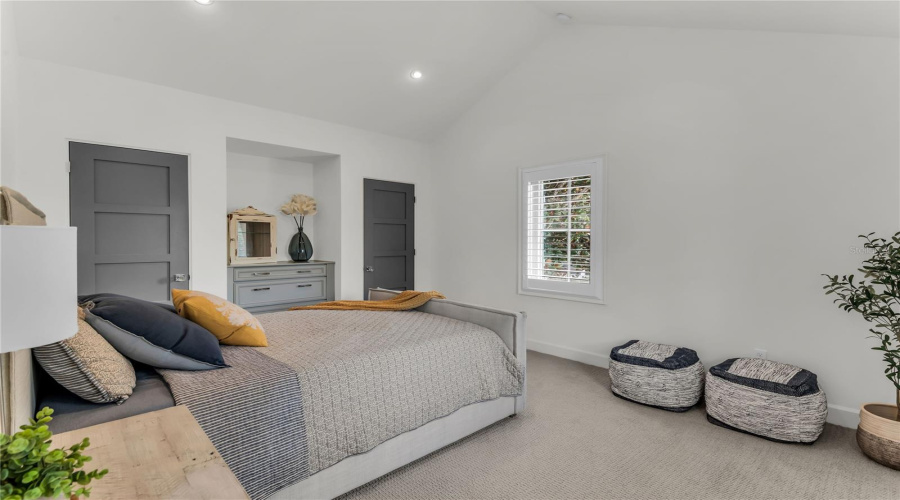 Winter Park, Florida 32789, 5 Bedroom Bedrooms, ,4 Bathroombathrooms,Residential,For Sale,Oakhurst,0,Mfro6436291