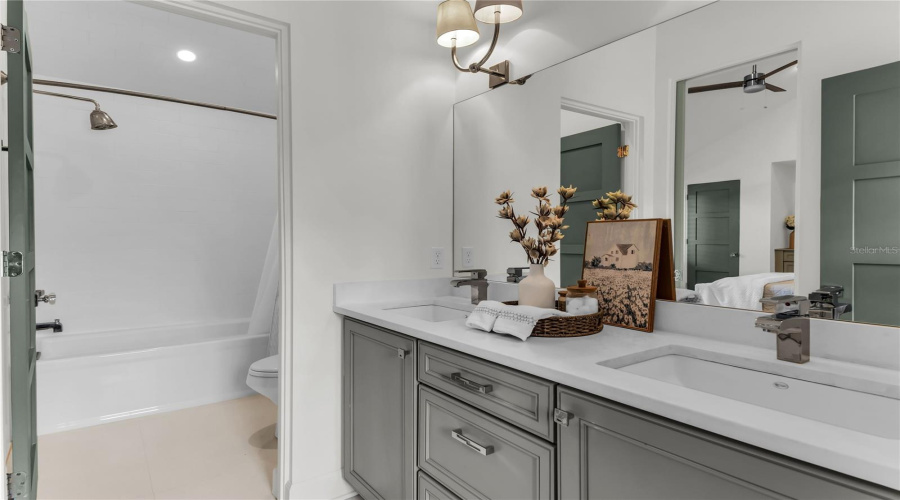 Winter Park, Florida 32789, 5 Bedroom Bedrooms, ,4 Bathroombathrooms,Residential,For Sale,Oakhurst,0,Mfro6436291