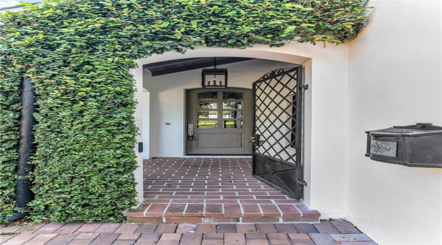 Winter Park, Florida 32789, 5 Bedroom Bedrooms, ,4 Bathroombathrooms,Residential,For Sale,Oakhurst,0,Mfro6436291