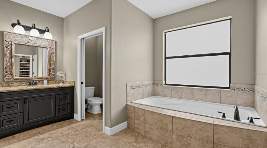 Groveland, Florida 34736, 3 Bedroom Bedrooms, ,2 Bathroombathrooms,Residential,For Sale,Lake Pickett,0,Mfro6436733