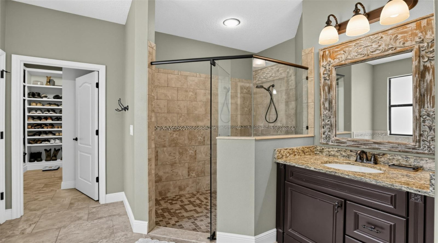 Groveland, Florida 34736, 3 Bedroom Bedrooms, ,2 Bathroombathrooms,Residential,For Sale,Lake Pickett,0,Mfro6436733