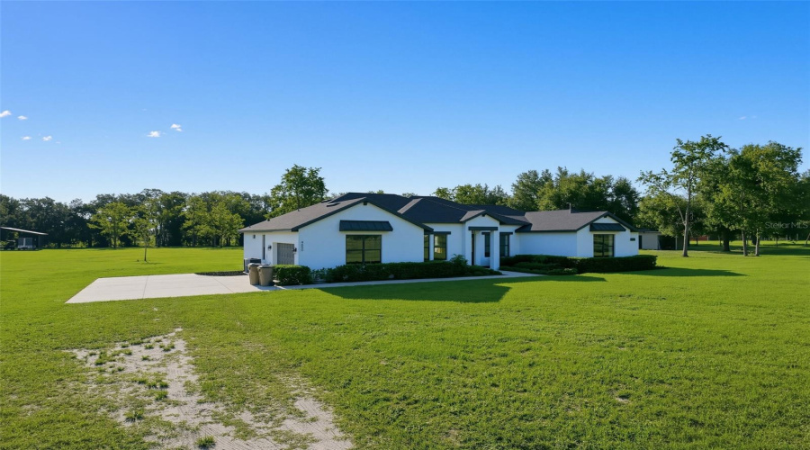 Groveland, Florida 34736, 3 Bedroom Bedrooms, ,2 Bathroombathrooms,Residential,For Sale,Lake Pickett,0,Mfro6436733