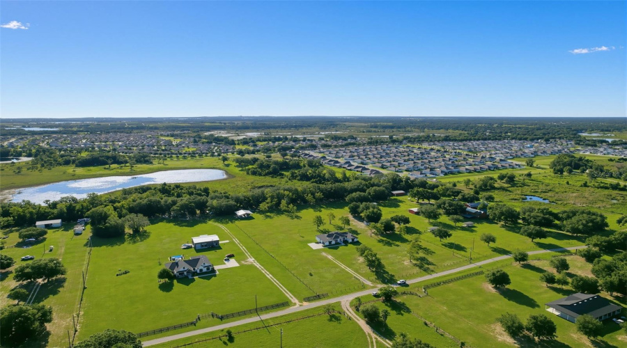 Groveland, Florida 34736, 3 Bedroom Bedrooms, ,2 Bathroombathrooms,Residential,For Sale,Lake Pickett,0,Mfro6436733