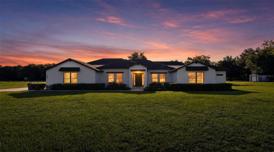 Groveland, Florida 34736, 3 Bedroom Bedrooms, ,2 Bathroombathrooms,Residential,For Sale,Lake Pickett,0,Mfro6436733