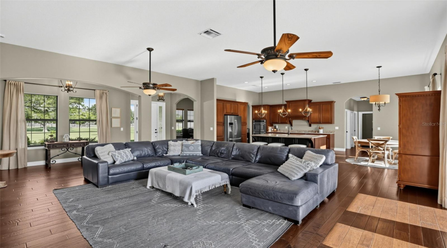 Groveland, Florida 34736, 3 Bedroom Bedrooms, ,2 Bathroombathrooms,Residential,For Sale,Lake Pickett,0,Mfro6436733