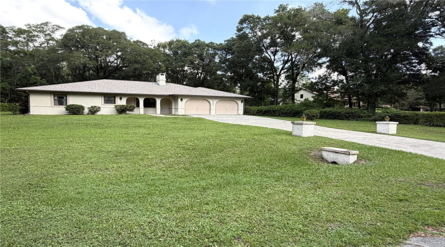 Dunnellon, Florida 34431, 3 Bedroom Bedrooms, ,2 Bathroombathrooms,Residential,For Sale,203Rd,0,Mfrom730946