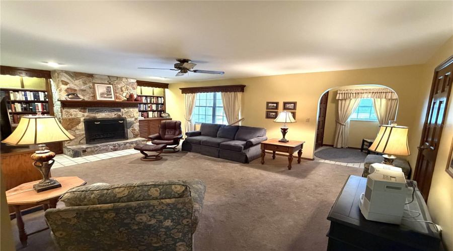 Dunnellon, Florida 34431, 3 Bedroom Bedrooms, ,2 Bathroombathrooms,Residential,For Sale,203Rd,0,Mfrom730946