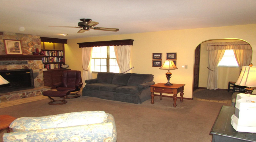 Dunnellon, Florida 34431, 3 Bedroom Bedrooms, ,2 Bathroombathrooms,Residential,For Sale,203Rd,0,Mfrom730946