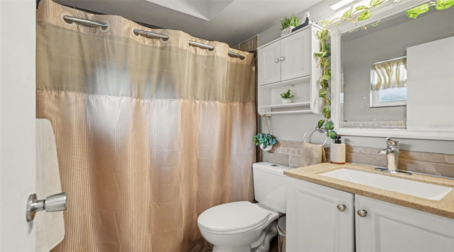 Spring Hill, Florida 34606, 2 Bedroom Bedrooms, ,2 Bathroombathrooms,Residential,For Sale,Goodrich,0,Mfrtb8542297