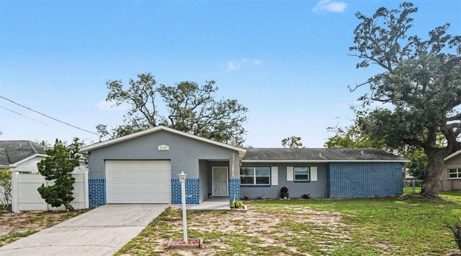 Spring Hill, Florida 34606, 2 Bedroom Bedrooms, ,2 Bathroombathrooms,Residential,For Sale,Goodrich,0,Mfrtb8542297