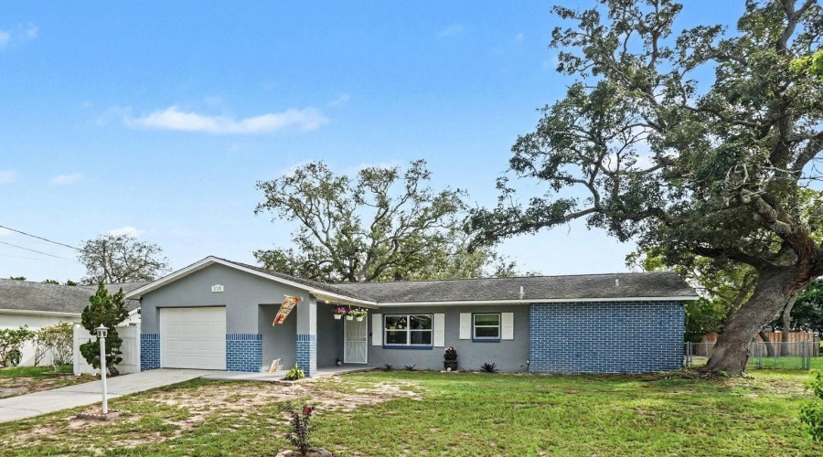 Spring Hill, Florida 34606, 2 Bedroom Bedrooms, ,2 Bathroombathrooms,Residential,For Sale,Goodrich,0,Mfrtb8542297