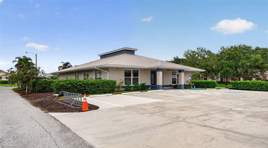 Bradenton, Florida 34203, 3 Bedroom Bedrooms, ,2 Bathroombathrooms,Residential,For Sale,Java Plum,0,Mfra4703820