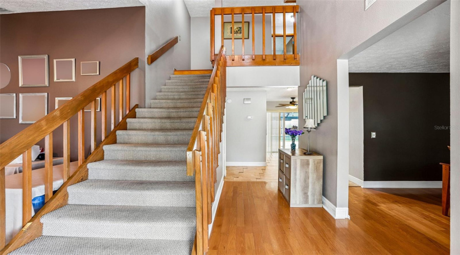 Stairs From Foyer To 2Nd Floor