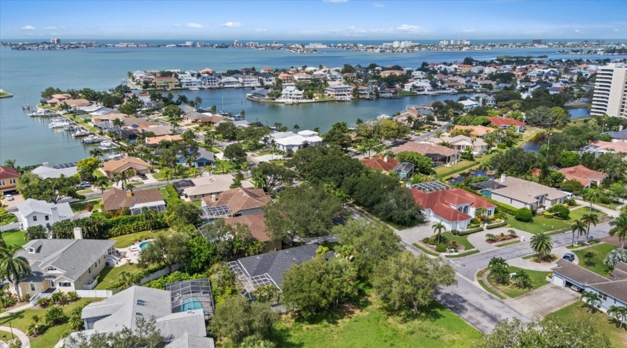 Gulfport, Florida 33707, 4 Bedroom Bedrooms, ,3 Bathroombathrooms,Residential,For Sale,Skimmer Point,0,Mfrtb8542125