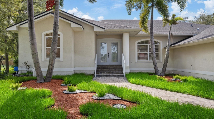 Gulfport, Florida 33707, 4 Bedroom Bedrooms, ,3 Bathroombathrooms,Residential,For Sale,Skimmer Point,0,Mfrtb8542125