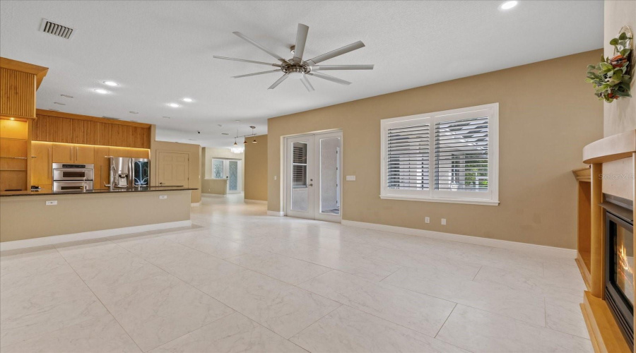 Gulfport, Florida 33707, 4 Bedroom Bedrooms, ,3 Bathroombathrooms,Residential,For Sale,Skimmer Point,0,Mfrtb8542125
