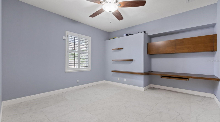 Gulfport, Florida 33707, 4 Bedroom Bedrooms, ,3 Bathroombathrooms,Residential,For Sale,Skimmer Point,0,Mfrtb8542125