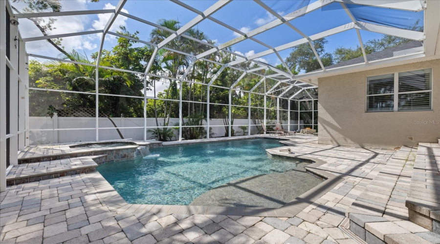Gulfport, Florida 33707, 4 Bedroom Bedrooms, ,3 Bathroombathrooms,Residential,For Sale,Skimmer Point,0,Mfrtb8542125