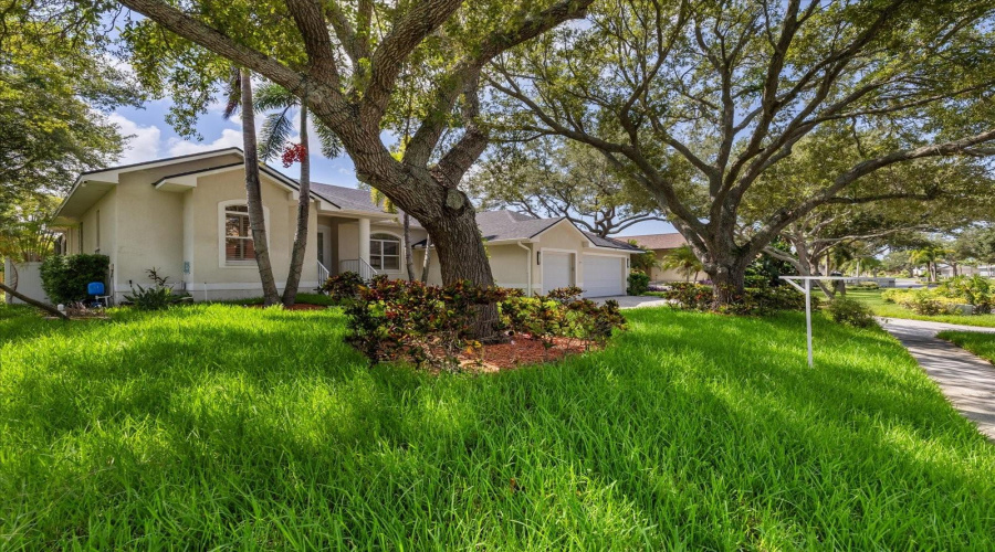 Gulfport, Florida 33707, 4 Bedroom Bedrooms, ,3 Bathroombathrooms,Residential,For Sale,Skimmer Point,0,Mfrtb8542125