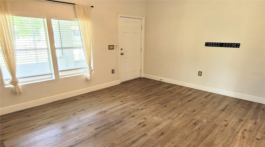 Sarasota, Florida 34234, 3 Bedroom Bedrooms, ,1 Bathroombathrooms,Residential,For Sale,29Th,0,Mfra4703968
