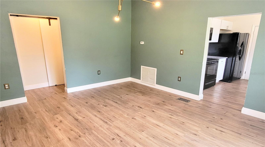 Sarasota, Florida 34234, 3 Bedroom Bedrooms, ,1 Bathroombathrooms,Residential,For Sale,29Th,0,Mfra4703968