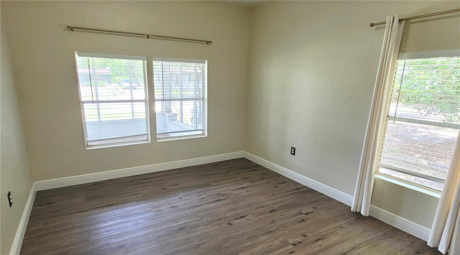 Sarasota, Florida 34234, 3 Bedroom Bedrooms, ,1 Bathroombathrooms,Residential,For Sale,29Th,0,Mfra4703968