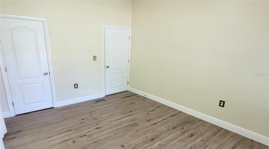 Sarasota, Florida 34234, 3 Bedroom Bedrooms, ,1 Bathroombathrooms,Residential,For Sale,29Th,0,Mfra4703968