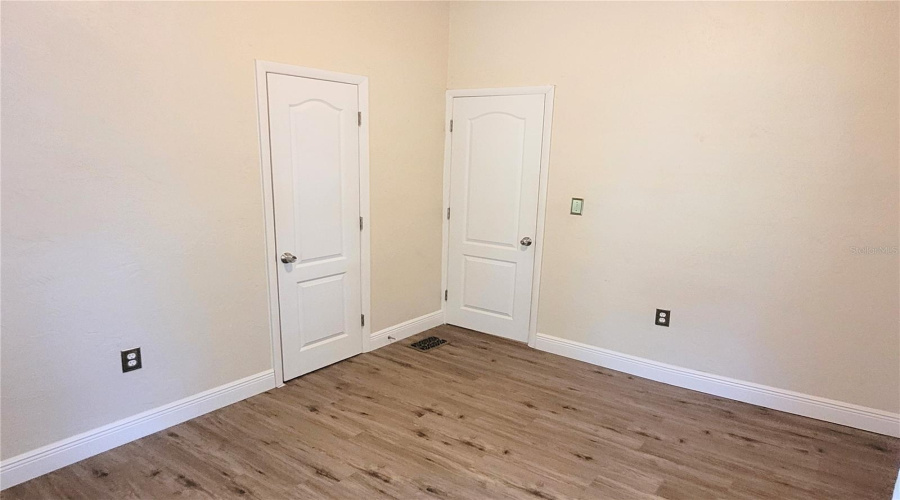Sarasota, Florida 34234, 3 Bedroom Bedrooms, ,1 Bathroombathrooms,Residential,For Sale,29Th,0,Mfra4703968