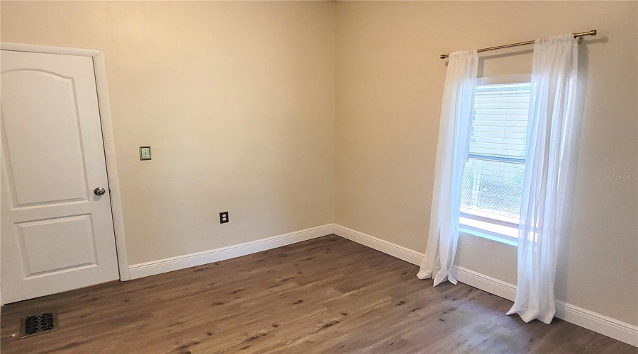 Sarasota, Florida 34234, 3 Bedroom Bedrooms, ,1 Bathroombathrooms,Residential,For Sale,29Th,0,Mfra4703968