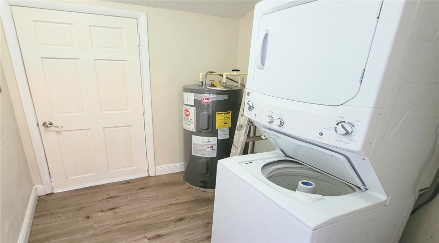 Sarasota, Florida 34234, 3 Bedroom Bedrooms, ,1 Bathroombathrooms,Residential,For Sale,29Th,0,Mfra4703968