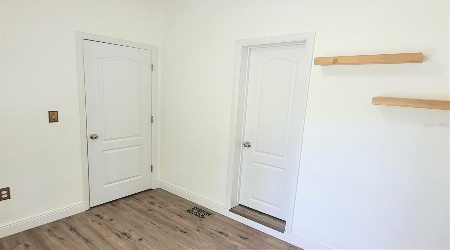 Sarasota, Florida 34234, 3 Bedroom Bedrooms, ,1 Bathroombathrooms,Residential,For Sale,29Th,0,Mfra4703968
