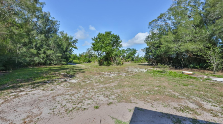 Wimauma, Florida 33598, 3 Bedroom Bedrooms, ,2 Bathroombathrooms,Residential,For Sale,Highland,0,Mfrtb8512848