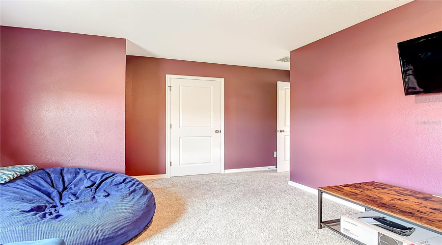 Deltona, Florida 32725, 4 Bedroom Bedrooms, ,2 Bathroombathrooms,Residential,For Sale,Hill Park,0,Mfro6398939