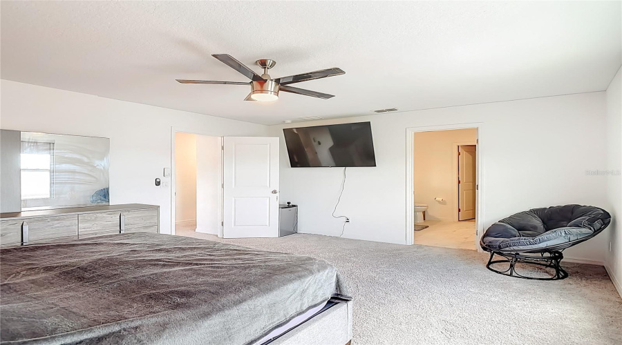 Deltona, Florida 32725, 4 Bedroom Bedrooms, ,2 Bathroombathrooms,Residential,For Sale,Hill Park,0,Mfro6398939