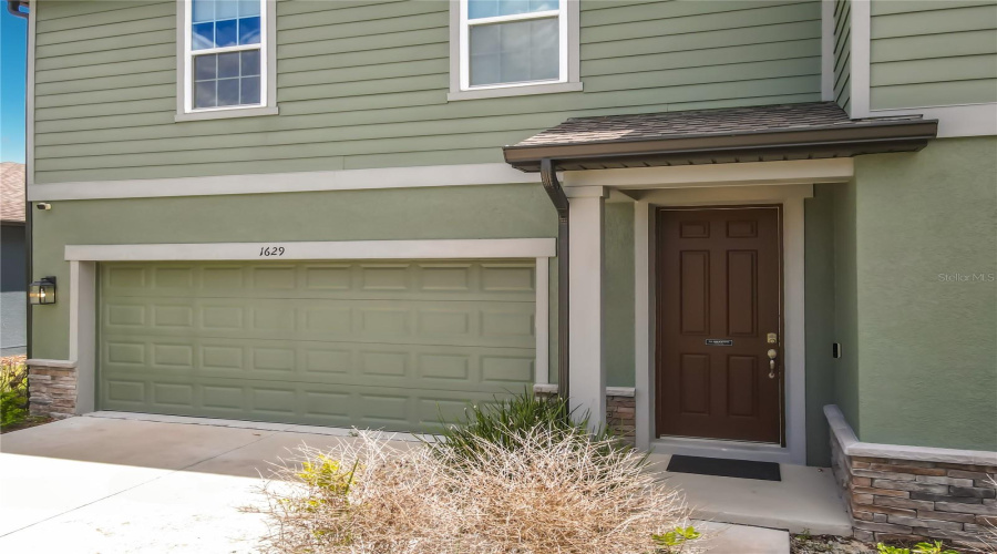 Deltona, Florida 32725, 4 Bedroom Bedrooms, ,2 Bathroombathrooms,Residential,For Sale,Hill Park,0,Mfro6398939