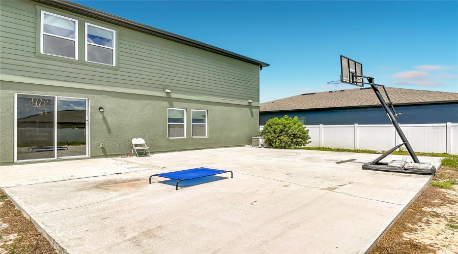 Deltona, Florida 32725, 4 Bedroom Bedrooms, ,2 Bathroombathrooms,Residential,For Sale,Hill Park,0,Mfro6398939