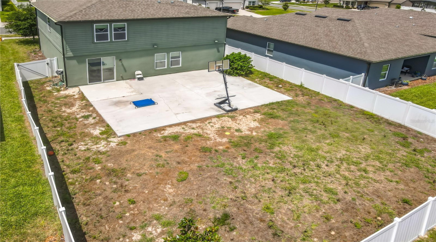 Deltona, Florida 32725, 4 Bedroom Bedrooms, ,2 Bathroombathrooms,Residential,For Sale,Hill Park,0,Mfro6398939