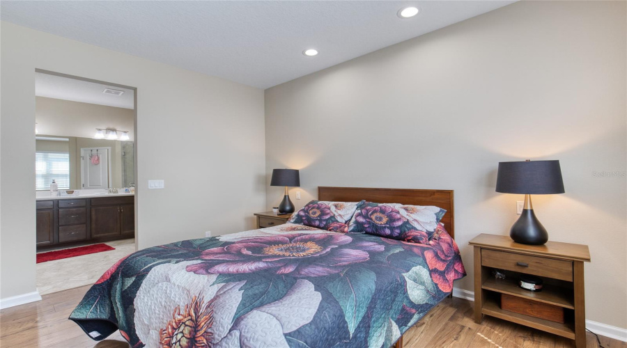 Daytona Beach, Florida 32124, 2 Bedroom Bedrooms, ,2 Bathroombathrooms,Residential,For Sale,Gypsy Palace,0,Mfrfc317919