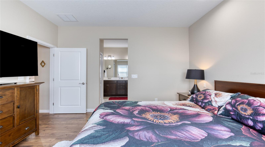 Daytona Beach, Florida 32124, 2 Bedroom Bedrooms, ,2 Bathroombathrooms,Residential,For Sale,Gypsy Palace,0,Mfrfc317919