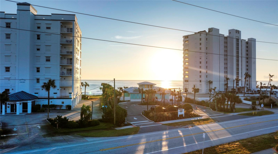 Daytona Beach, Florida 32124, 2 Bedroom Bedrooms, ,2 Bathroombathrooms,Residential,For Sale,Gypsy Palace,0,Mfrfc317919