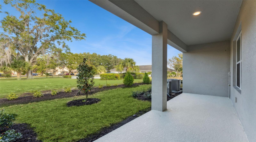 Eustis, Florida 32726, 3 Bedroom Bedrooms, ,2 Bathroombathrooms,Residential,For Sale,Red Pine,0,Mfrw7888902