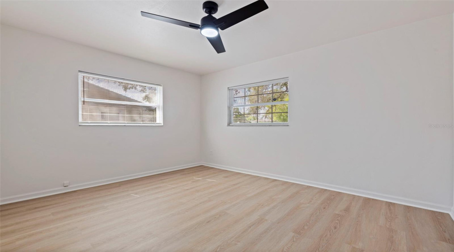 St Petersburg, Florida 33709, 2 Bedroom Bedrooms, ,1 Bathroombathrooms,Residential,For Sale,44Th,0,Mfrtb8542524