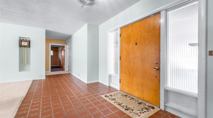 Haines City, Florida 33844, 5 Bedroom Bedrooms, ,3 Bathroombathrooms,Residential,For Sale,Crest,0,Mfrp4939708