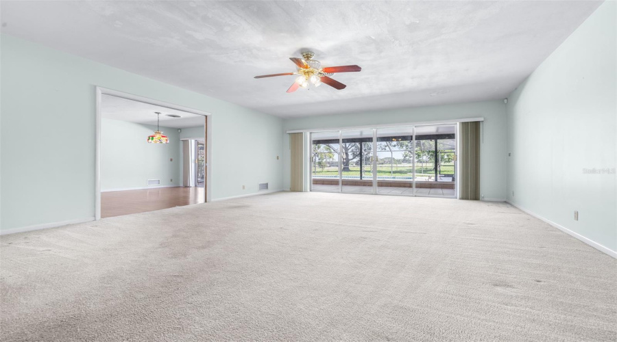 Haines City, Florida 33844, 5 Bedroom Bedrooms, ,3 Bathroombathrooms,Residential,For Sale,Crest,0,Mfrp4939708