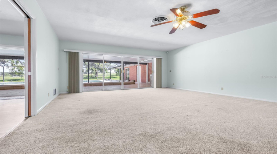 Haines City, Florida 33844, 5 Bedroom Bedrooms, ,3 Bathroombathrooms,Residential,For Sale,Crest,0,Mfrp4939708