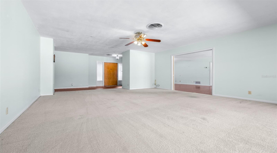 Haines City, Florida 33844, 5 Bedroom Bedrooms, ,3 Bathroombathrooms,Residential,For Sale,Crest,0,Mfrp4939708