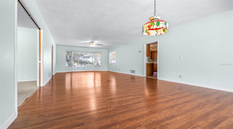 Haines City, Florida 33844, 5 Bedroom Bedrooms, ,3 Bathroombathrooms,Residential,For Sale,Crest,0,Mfrp4939708