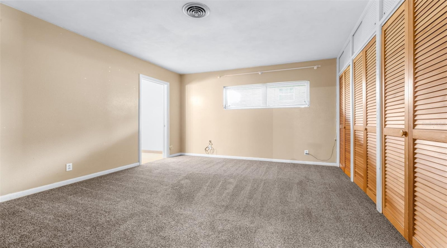 Haines City, Florida 33844, 5 Bedroom Bedrooms, ,3 Bathroombathrooms,Residential,For Sale,Crest,0,Mfrp4939708